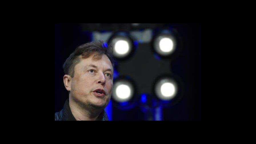 Musk dice disponer de más fondos propios para Twitter y negocia con fundador Musk dice disponer de más fondos propios para Twitter y negocia con fundador