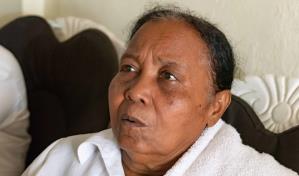 Familiares de mujer ultimada en parada de autobuses claman justicia