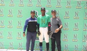 Prospectos muestran credenciales en Mothers Showcase de Nogae Sports