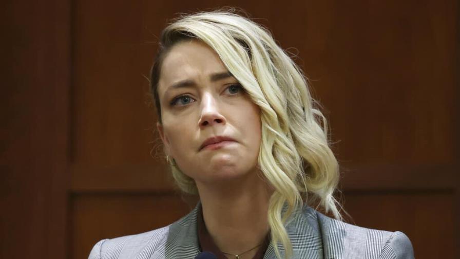 Amber Heard termina su testimonio pidiendo que Depp la deje en paz