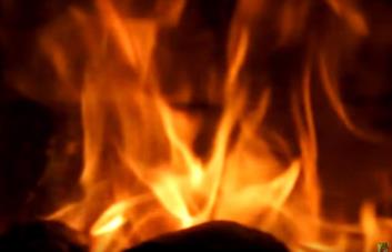 Muere niña de 12 años  y su hermanito resulta herido durante incendio de casa en Baní
