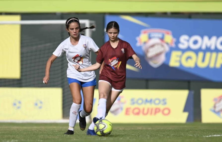 Carol Morgan y Conexus pasan a la final nacional de la copa de fútbol intercolegial