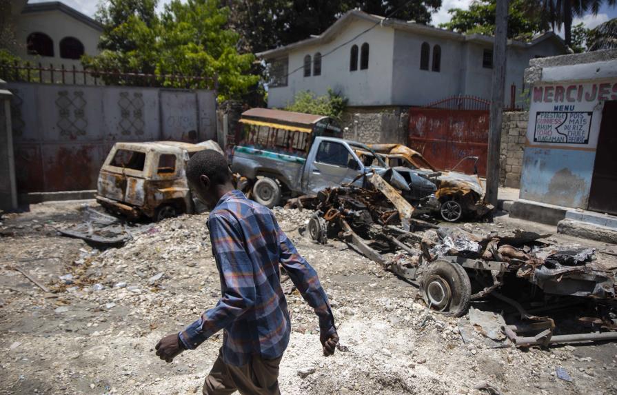 Madre de militar acusado de magnicidio: Mi hijo está secuestrado en Haití