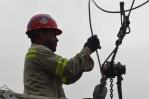El 85.7 % de los hogares dominicanos recibe más de 20 horas de energía eléctrica al día