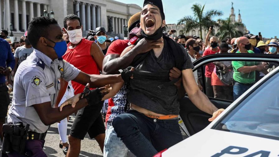 El Tribunal Supremo de Cuba reduce penas a 15 manifestantes del 11J El Tribunal Supremo de Cuba reduce penas a 15 manifestantes del 11J