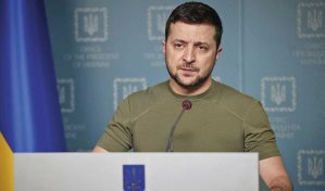 Zelenski acusa a Rusia de genocidio por asesinatos masivos en el Donbás