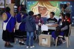 Cierran colegios electorales en Colombia tras la primera vuelta presidencial Cierran colegios electorales en Colombia tras la primera vuelta presidencial