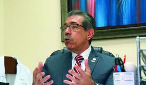 Jorge Asjana apuesta a elevar la calidad de las investigaciones en la UASD