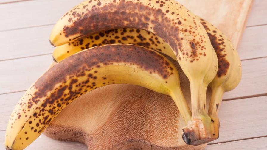 ¡No tires tus guineos maduros! Usa esta receta ¡No tires tus guineos maduros! Usa esta receta