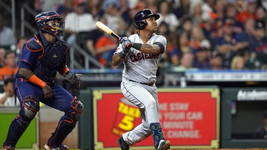 José Ramírez, la otra guagua banileja, amenaza la marca de empujadas de Manny