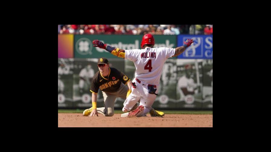 Cardenales ganan 6-3 a Padres en la 1ra victoria de Pallante