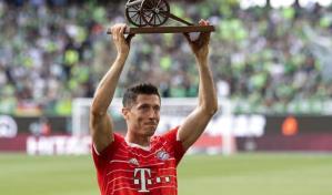 Lewandowski anuncia fin de etapa en Bayern, pero el club lo duda