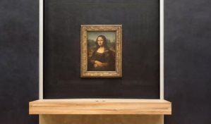 El Louvre evalúa el ataque con tarta a la Gioconda de un hombre disfrazado