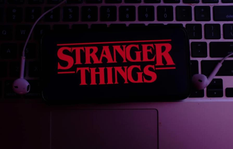 WhatsApp lanza los stickers oficiales de Stranger Things