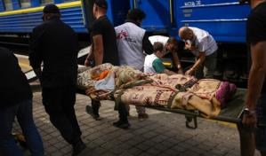 Atender a los civiles heridos en Ucrania, una "pesadilla"