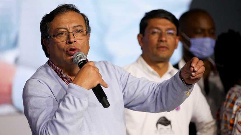Petro le ofrece a Hernández un gran acuerdo nacional para gobernar Colombia