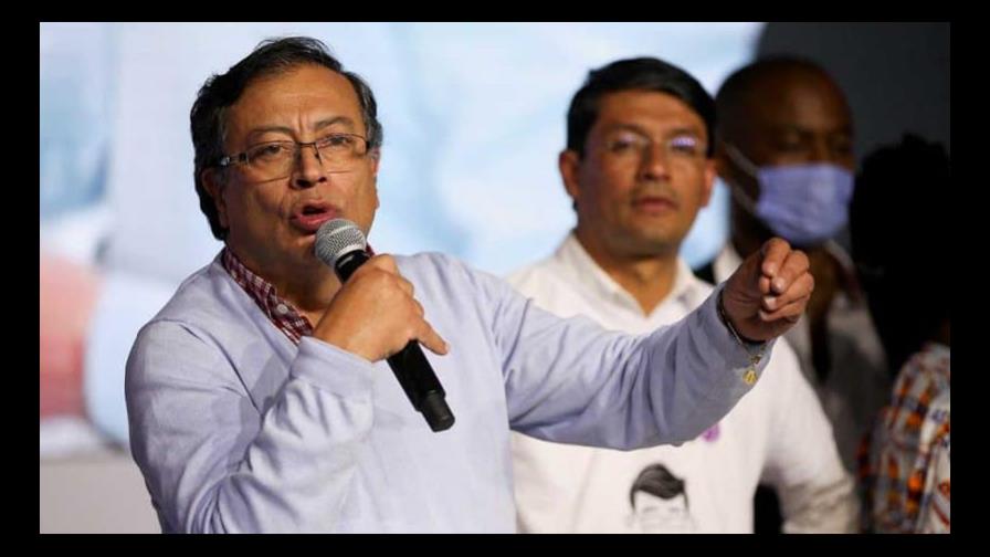 Petro le ofrece a Hernández un gran acuerdo nacional para gobernar Colombia