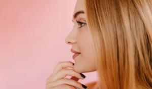 El truco viral para alargar las pestañas de forma natural