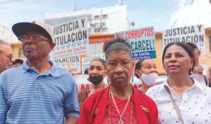 "Justicia y titulación", clamor de afectados en Los Tres Brazos