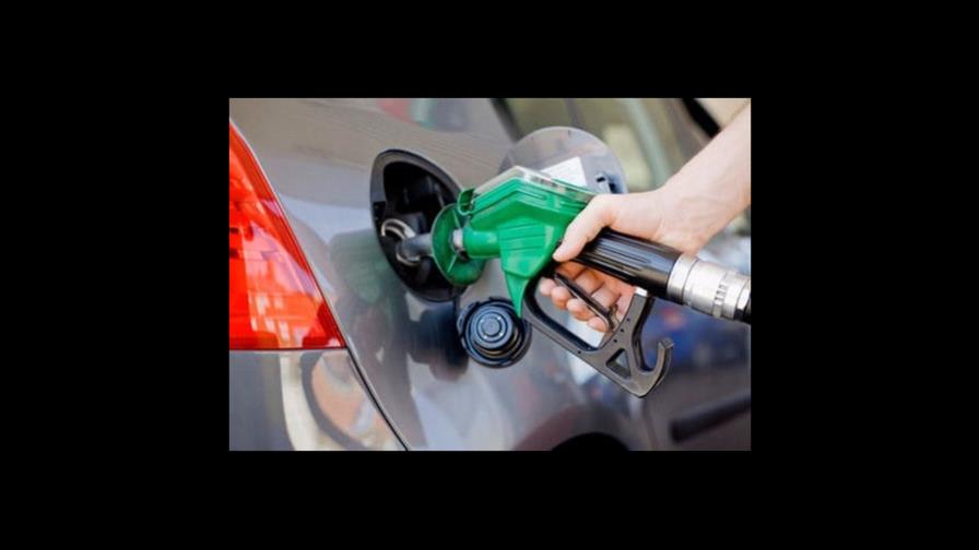 Precios de la gasolina alcanza nuevo récord en EEUU Precios de la gasolina alcanza nuevo récord en EEUU