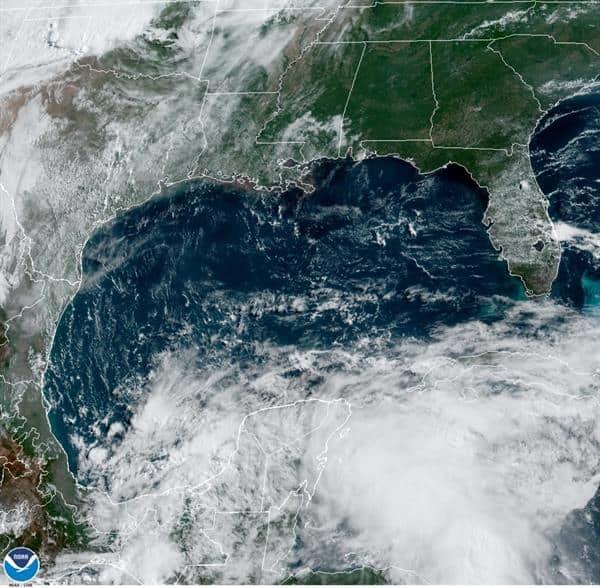 Temen que el Golfo de México actúe como incubadora de feroces huracanes