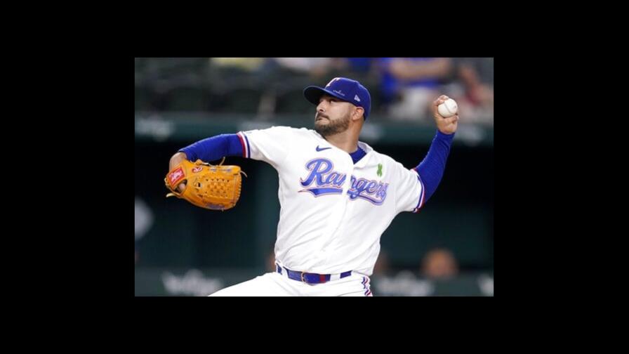 Pérez sigue brillando; Rangers vencen a Rays