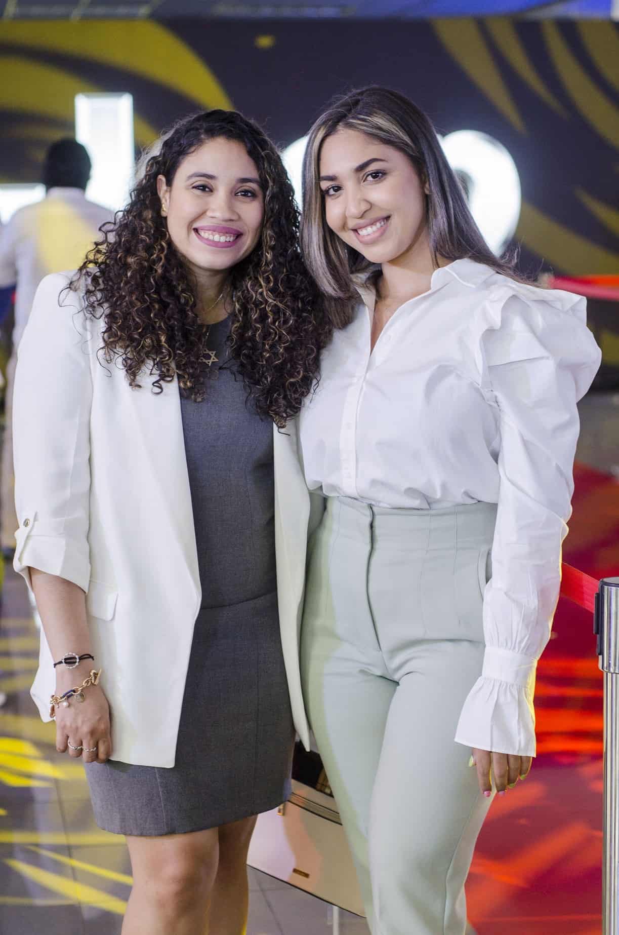 Nicole Mercedes y Gabriela Fermín.