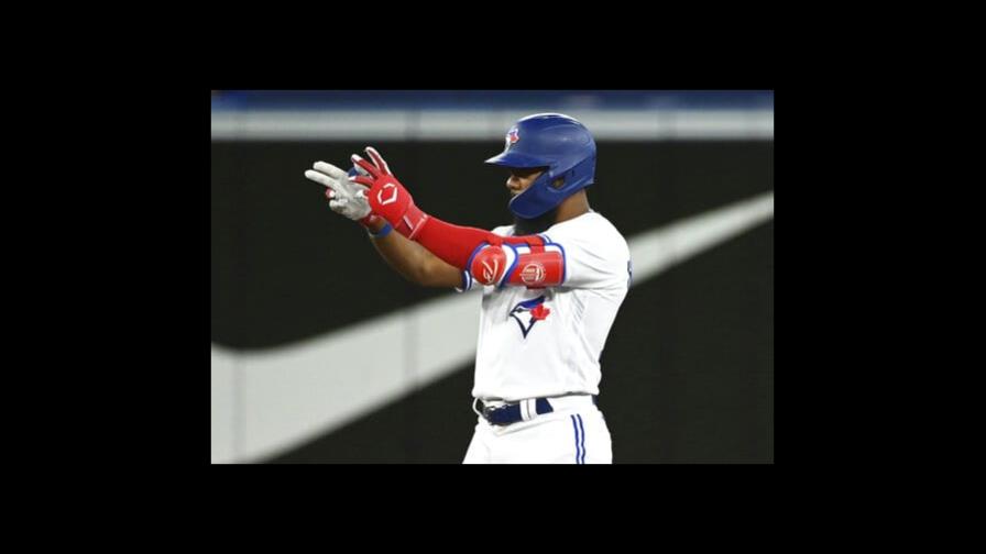 Azulejos de Toronto vencen a Medias Blancas con jonrón de Teoscar Hernández Azulejos de Toronto vencen a Medias Blancas con jonrón de Teoscar Hernández