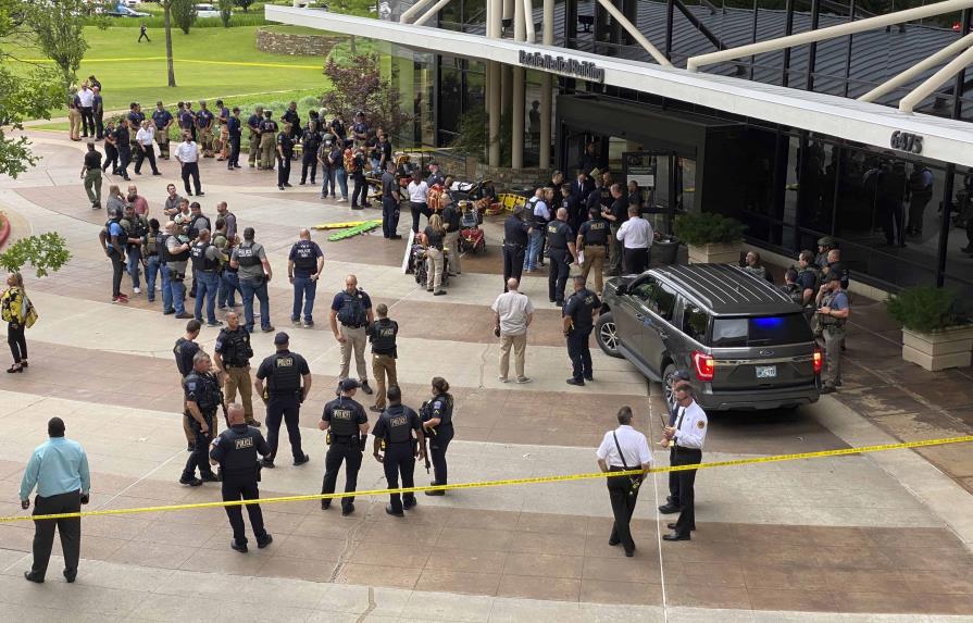 Autor de tiroteo que dejó cuatro muertos en hospital de Tulsa se habría suicidado