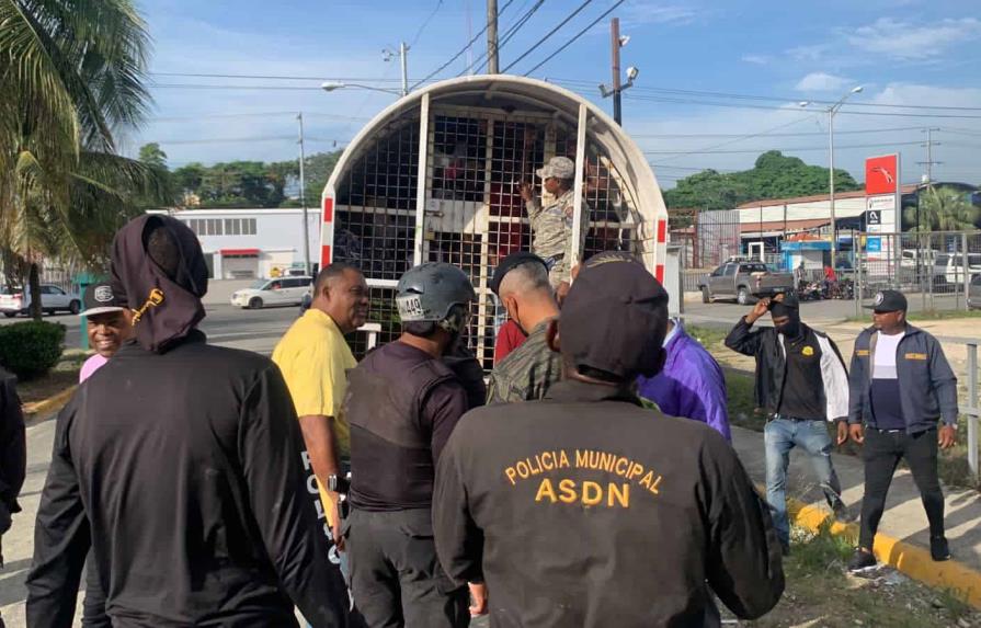 ASDN y Migración detienen 166 haitianos ilegales que arrabalizaban espacios públicos