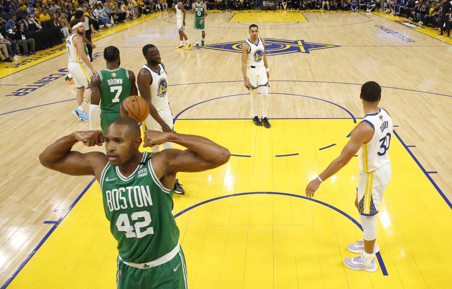 ¡Gran estreno! Horford lidera a Celtics en su primer juego de la final de la NBA
