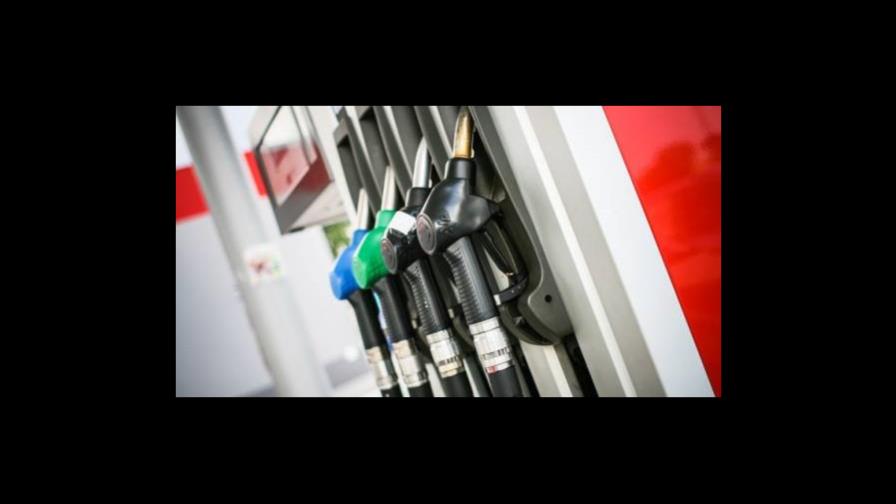 Congelan precios de todos los combustibles y el Gobierno dispone de más subsidio