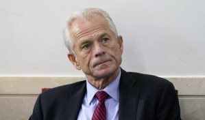 Exasesor de Trump, imputado por la vía penal por desobedecer al Congreso