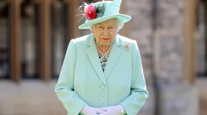 Isabel II no acudirá al hipódromo a ver la carrera por su Jubileo