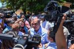 Abinader promete llevar paz y tranquilidad a los barrios al costo que sea necesario Abinader promete llevar paz y tranquilidad a los barrios al costo que sea necesario