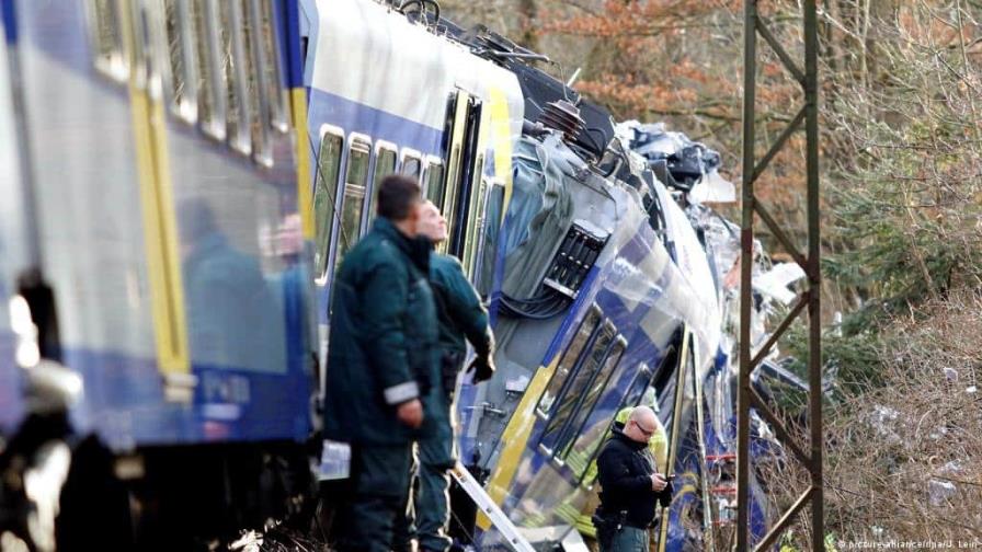 Al menos tres muertos en accidente de tren al sur de Alemania