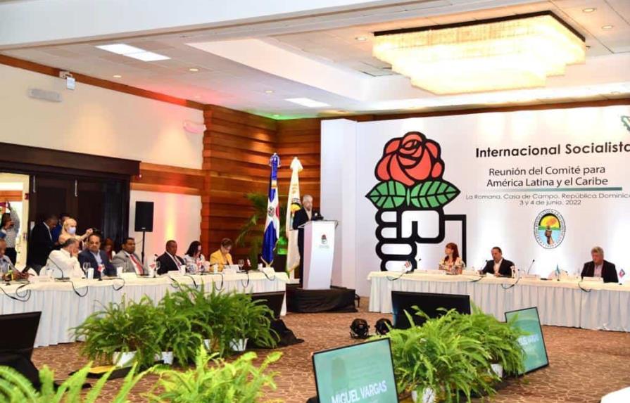 Miguel Vargas encabeza apertura de reunión del Comité Internacional Socialista para AL y el Caribe
