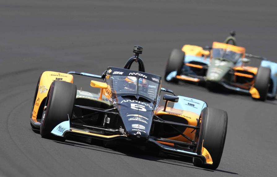 Temporada loca de IndyCar se reanuda en Detroit