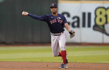 VÍDEO | Bogaerts sacude jonrón, Medias Rojas superan a Atléticos