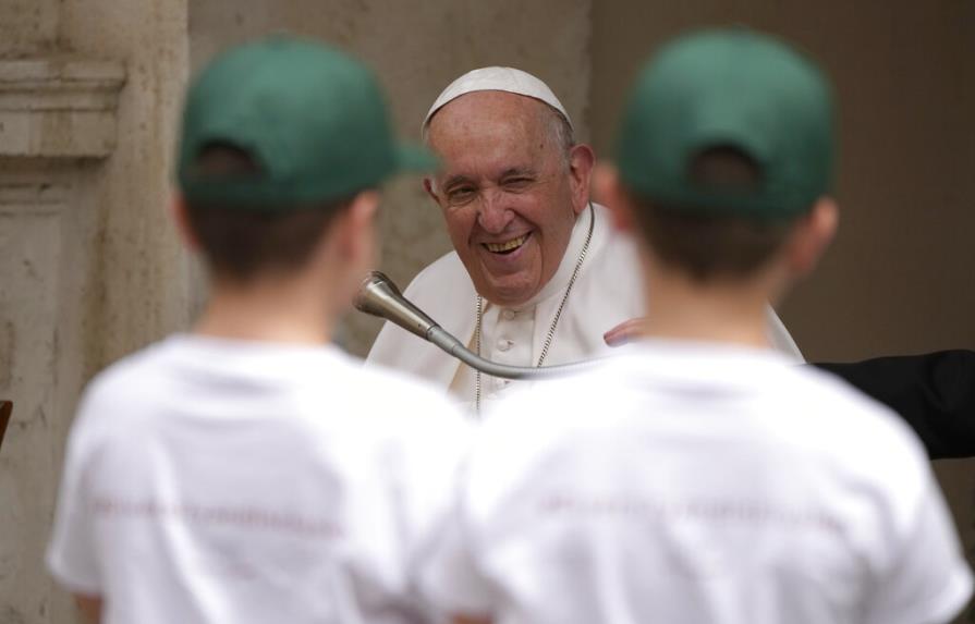 El papa reitera que quiere ir a Ucrania, pero espera el momento oportuno
