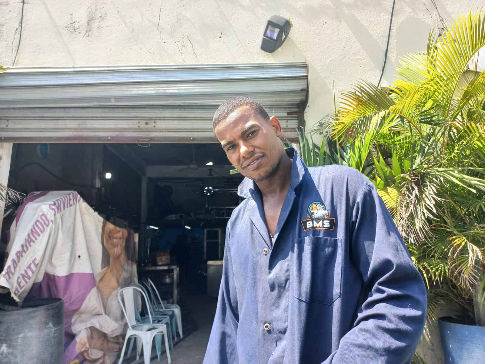 Julio Suazo, trabajador de una herrería en el sector Santa Bárbara