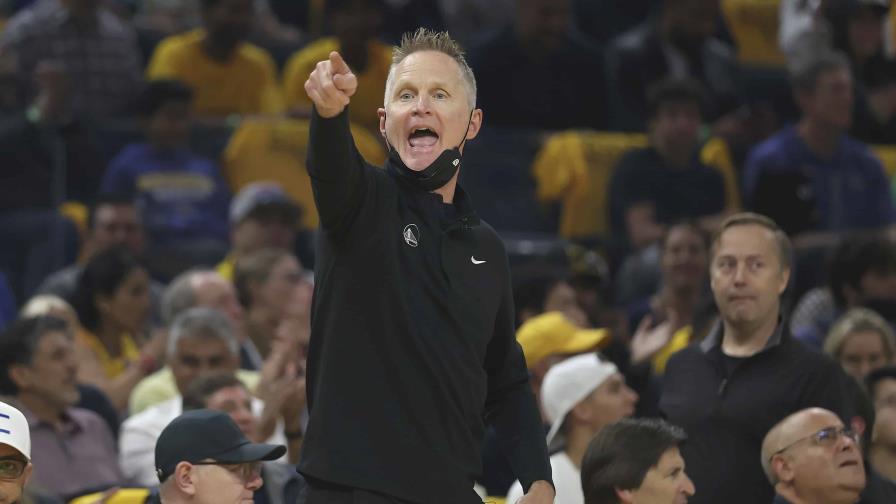 Steve Kerr insta a los Warriors a pasar página para el segundo partido Steve Kerr insta a los Warriors a pasar página para el segundo partido