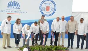 Presidente Abinader agot&oacute; agenda de su segundo d&iacute;a en Santiago