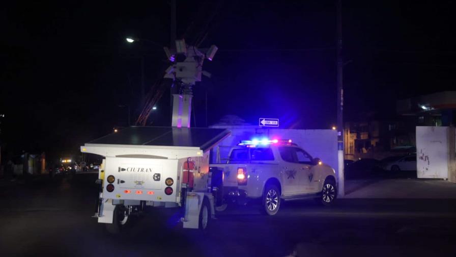 Apoyados por helicópteros, policías y militares descienden este sábado en sitios calientes del Distrito Nacional