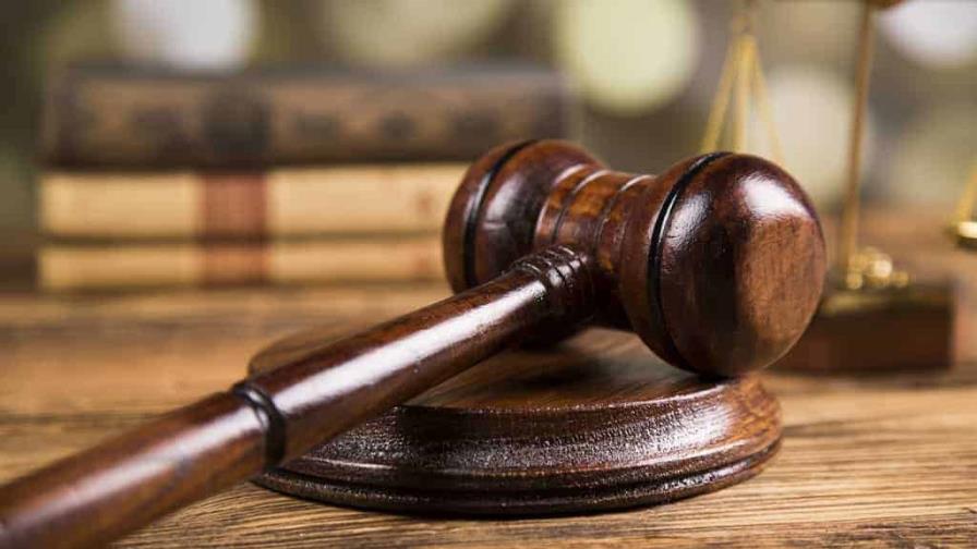 Condenan a 20 años de prisión a hombre por violar a una niña de 10 años Condenan a 20 años de prisión a hombre por violar a una niña de 10 años