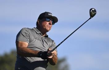 Phil Mickelson se une a la liga saudí de golf