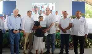 Asegura inversiones del Gobierno transformarán a Santiago en una ciudad moderna