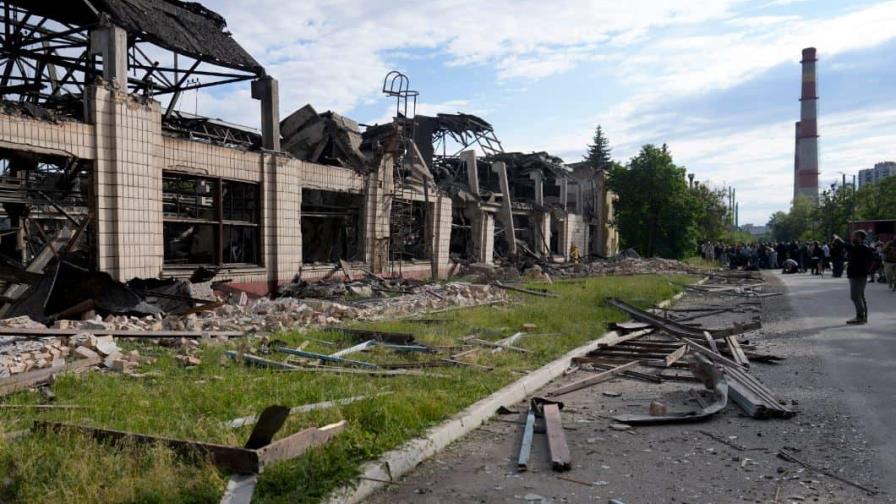 Rusia lanza misiles a Kiev; Putin advierte a Occidente Rusia lanza misiles a Kiev; Putin advierte a Occidente