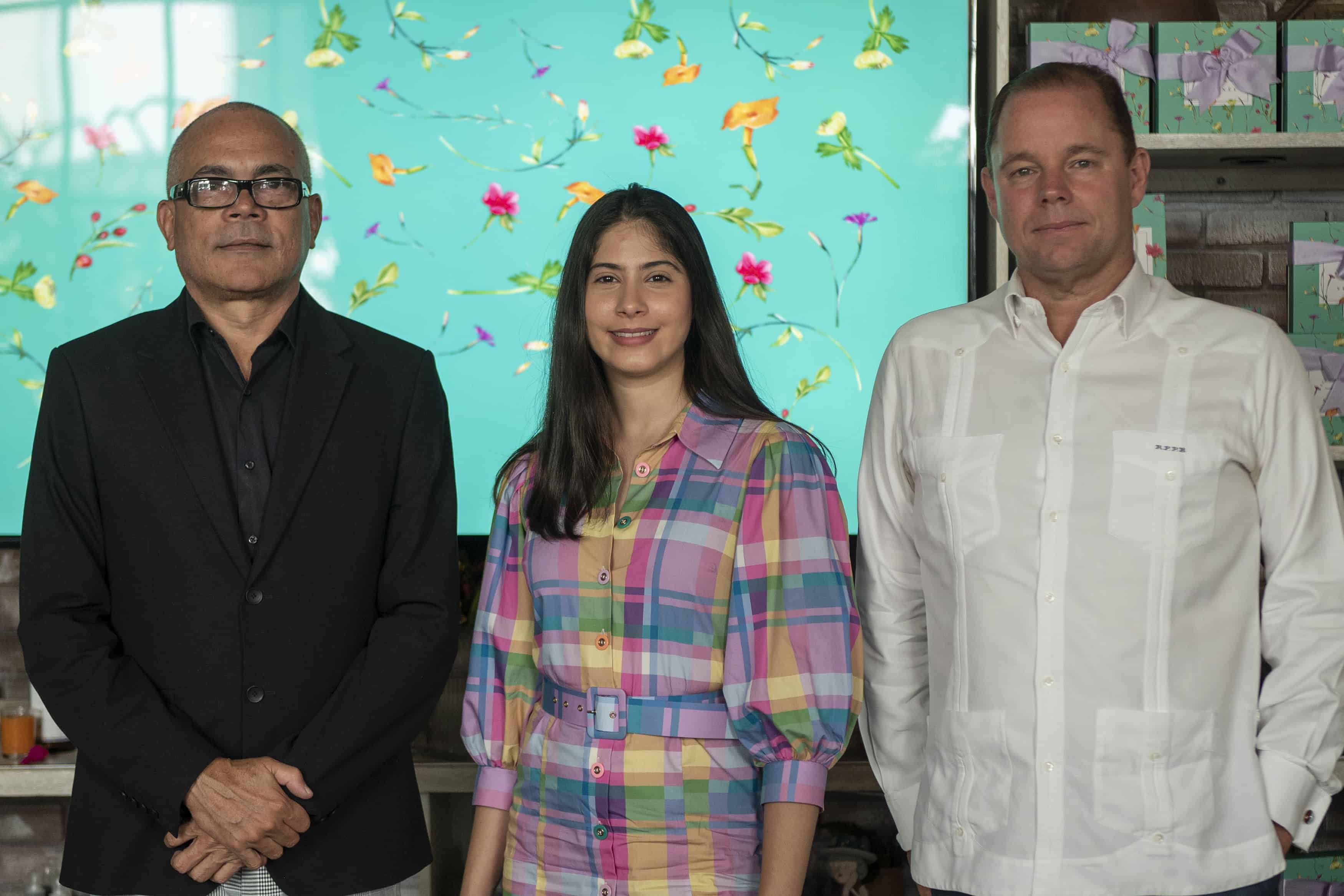 Armando Guareño, Pamela Castellanos y Paino Pichardo.