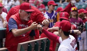 Los Angelinos de Los Ángeles despiden a su dirigente Joe Maddon